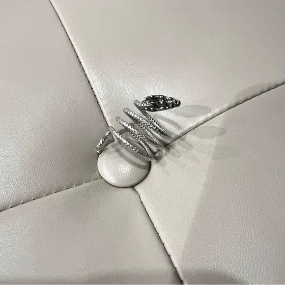 Dragon Spiral Ring - Picture 1 of 3